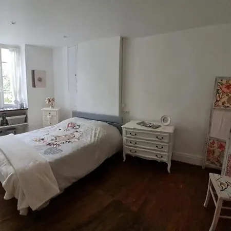 Maison Spacieuse Avec Terrasse A En Quercy Blanc 130 M² Prázdninový dům *