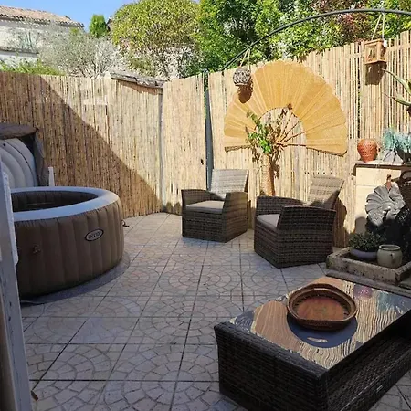 Maison Spacieuse Avec Terrasse A En Quercy Blanc 130 M² Prázdninový dům *