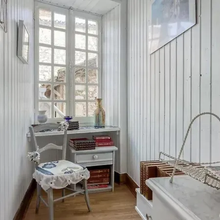 Maison Spacieuse Avec Terrasse A En Quercy Blanc 130 M² Prázdninový dům Montcuq